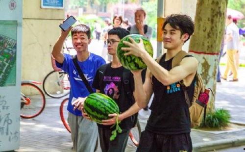 吃瓜学院卡密,解锁校园生活新乐趣  第1张