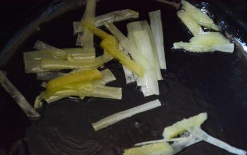 哈密瓜和鱿鱼一起吃吗