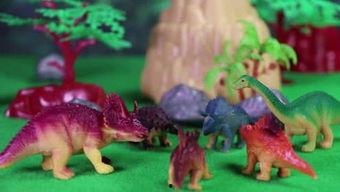 小恐龙吃瓜玩偶,小恐龙的夏日瓜果乐园