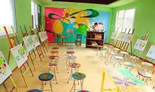 美术教室吃瓜视频,一场别开生面的吃瓜视频盛宴  第3张